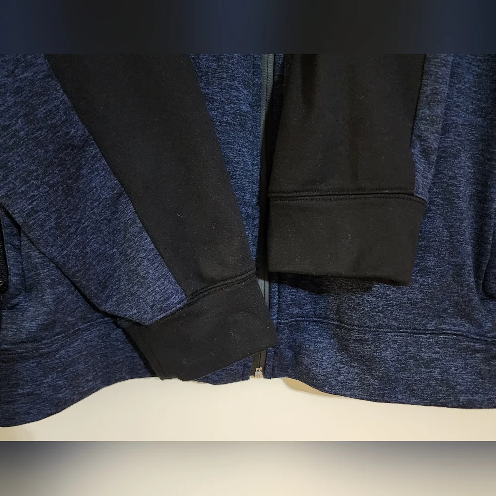 American Eagle Outfitters Men's Blue and Black Golf Jacket XL
